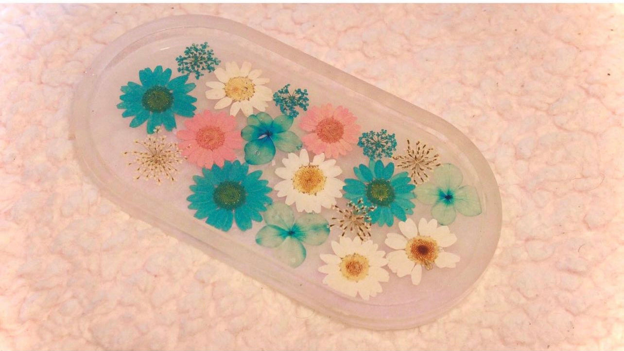 Wildflowers resin dish