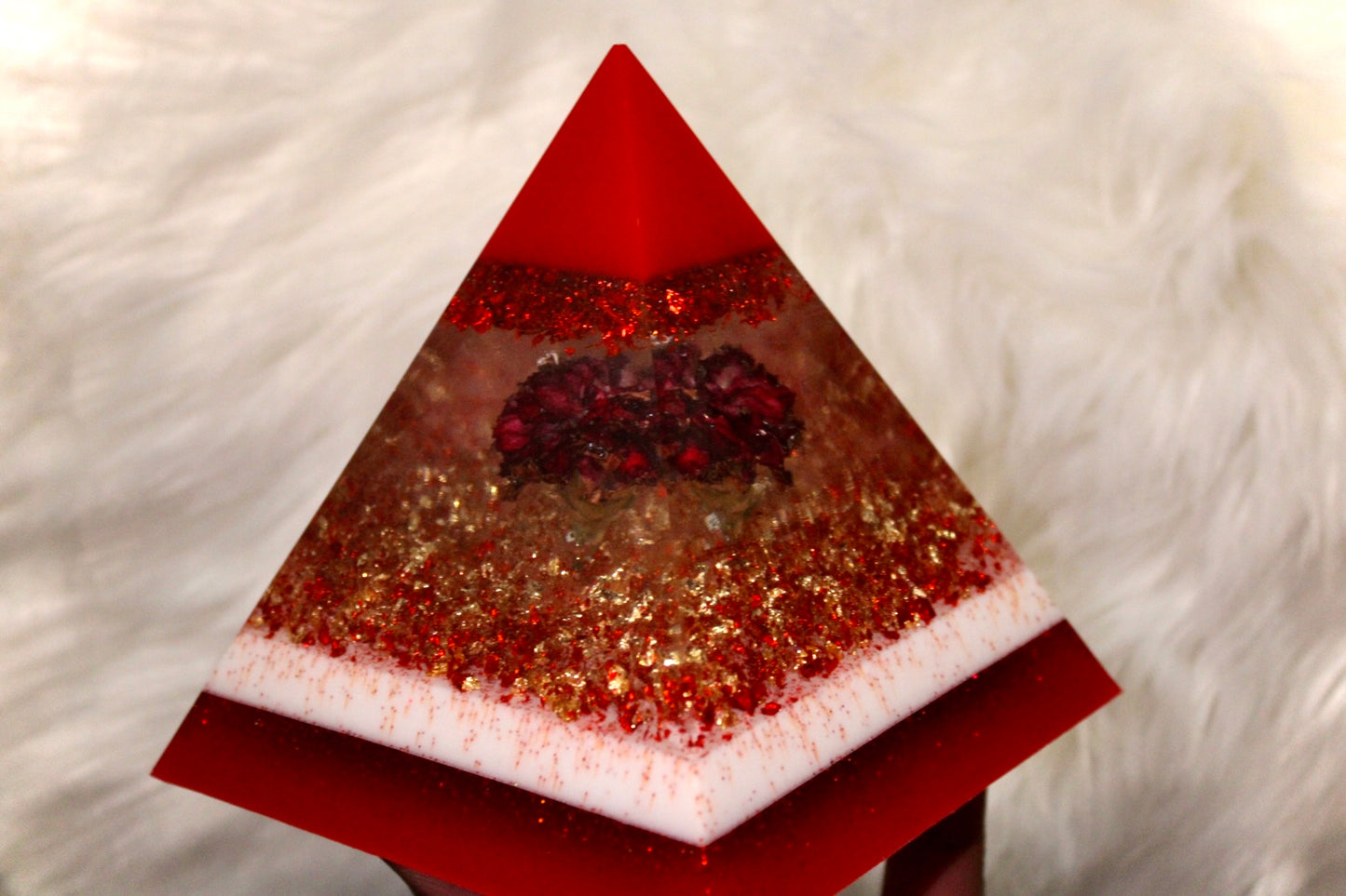 Resin pyramid w/ real flower