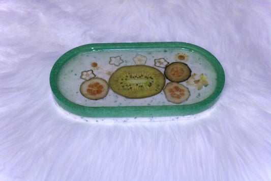 Resin kiwi dish 🥝